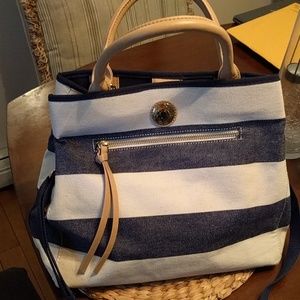 Tommy Hilfiger crossbody